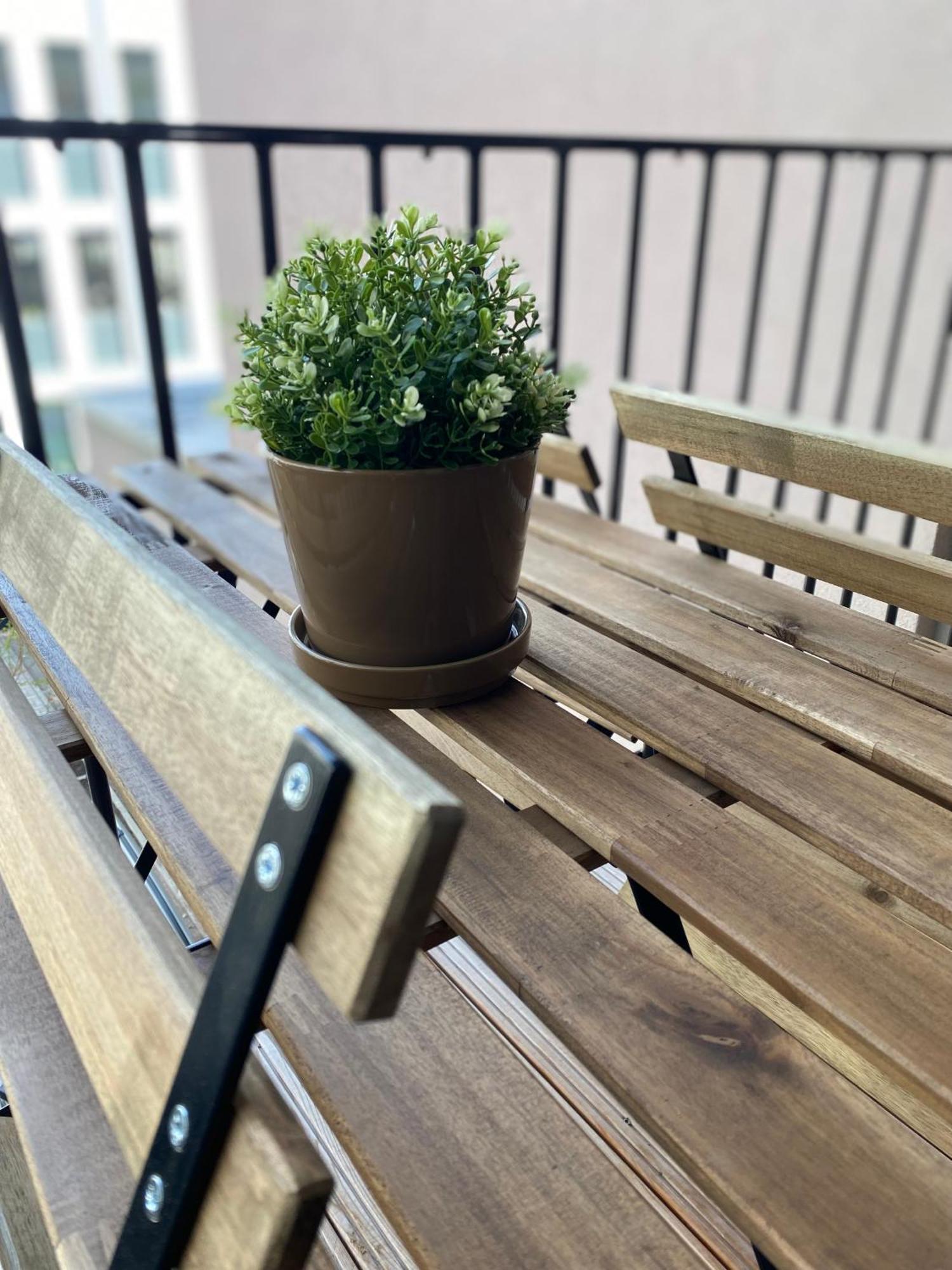 Eiwelhome - Stilvoll, Urban-Ruhig Schlafen, Bahnhofsnah, Balkon Erfurt Exterior photo